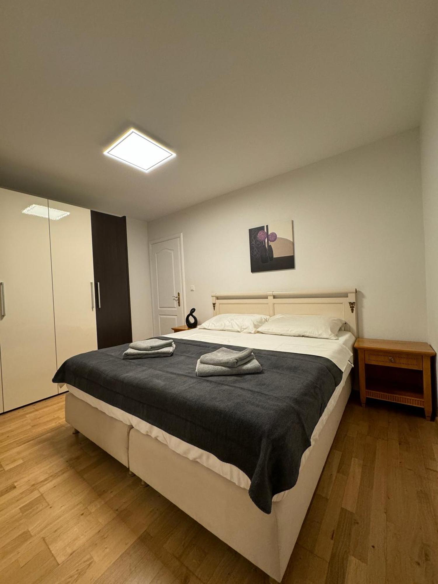 Apartamento Valentinas Garden Split Exterior foto