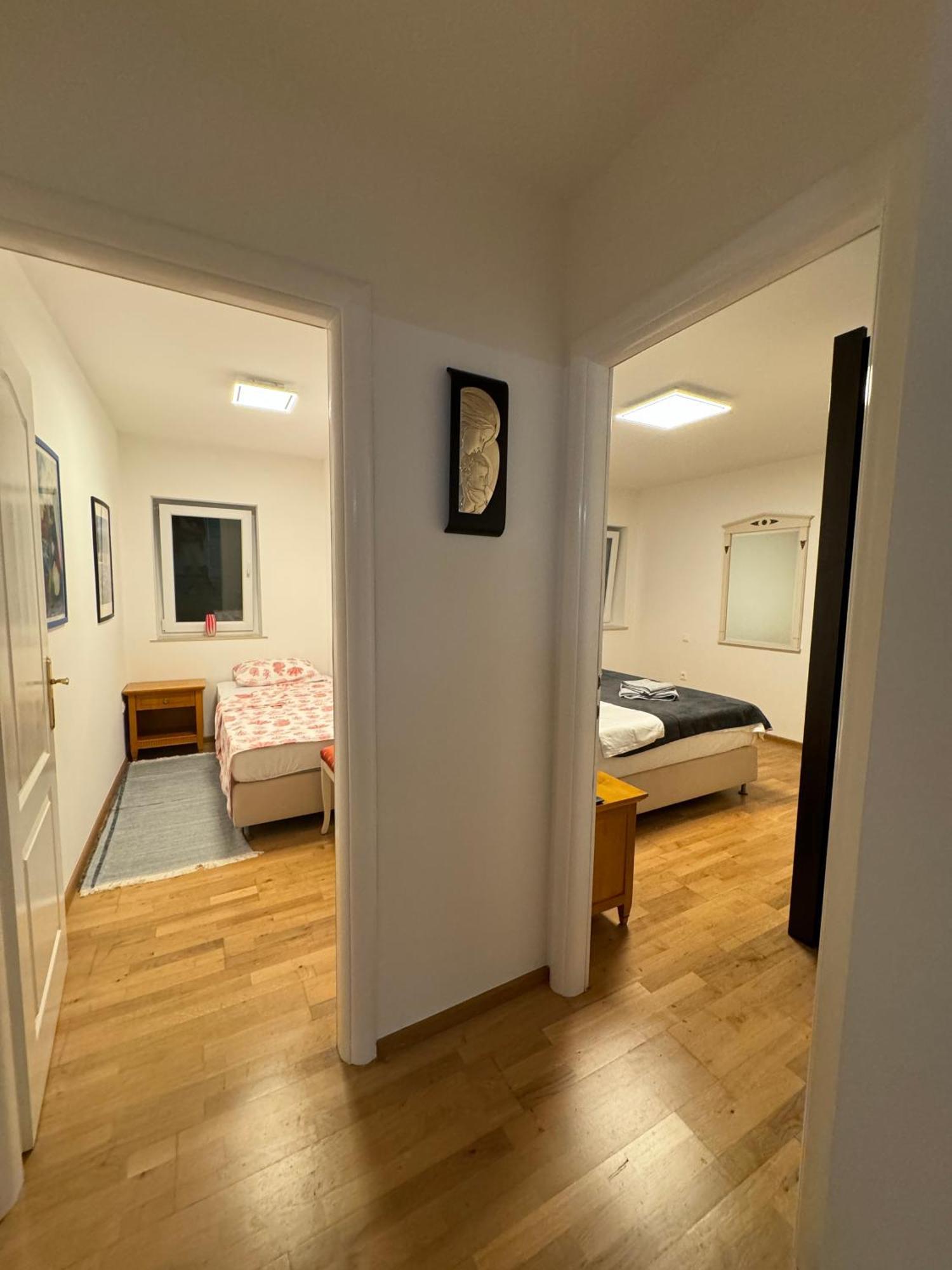 Apartamento Valentinas Garden Split Exterior foto